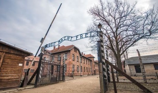 El campo de concentración en Auschwitz